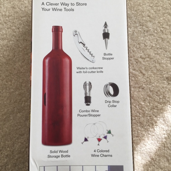 Brookstone Dining New In Box Brookstone Wine Bottle Gift Set In